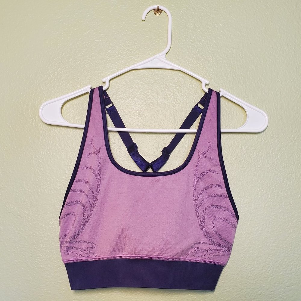 FABLETICS fuchsia sports bra